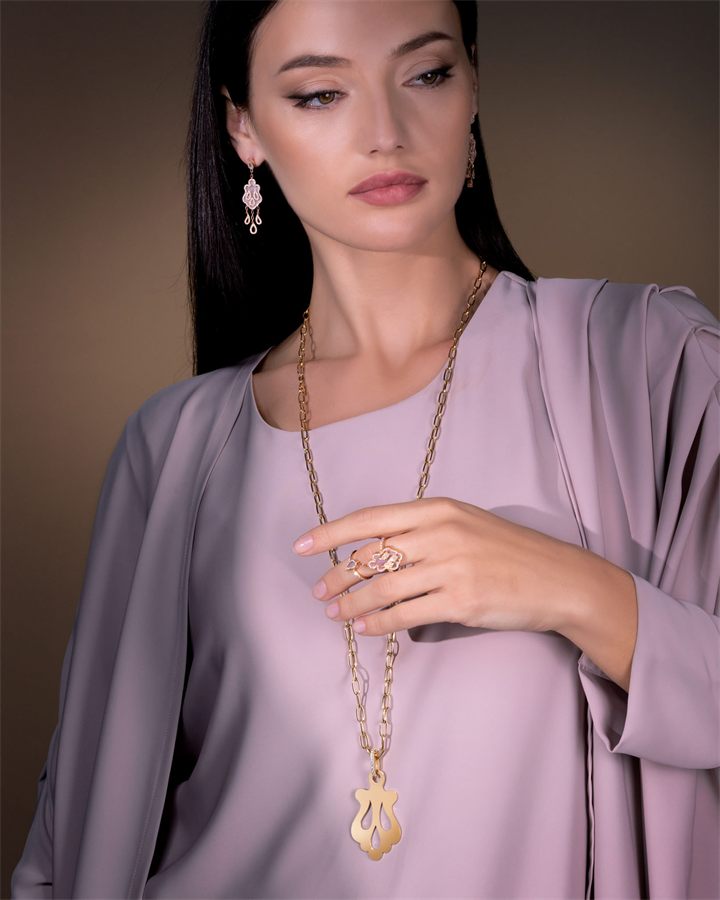 Fashion and beauty photography in Dubai by Moataz Hachem