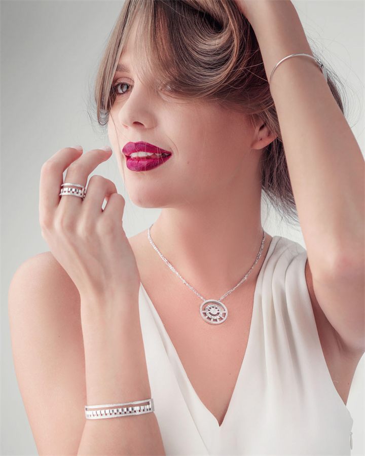 Fashion and beauty photography in Dubai by Moataz Hachem