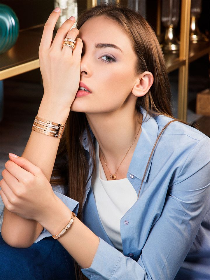 Fashion and beauty photography in Dubai by Moataz Hachem