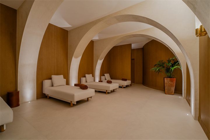 Interior and architecture photography in Dubai by Moataz Hachem