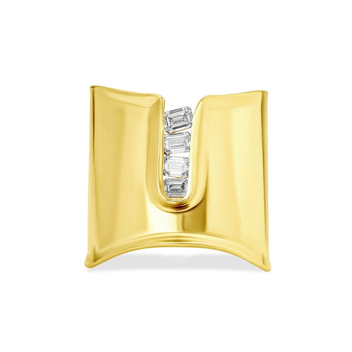 Fine jewellery on white background, e-commerce photography in Dubai