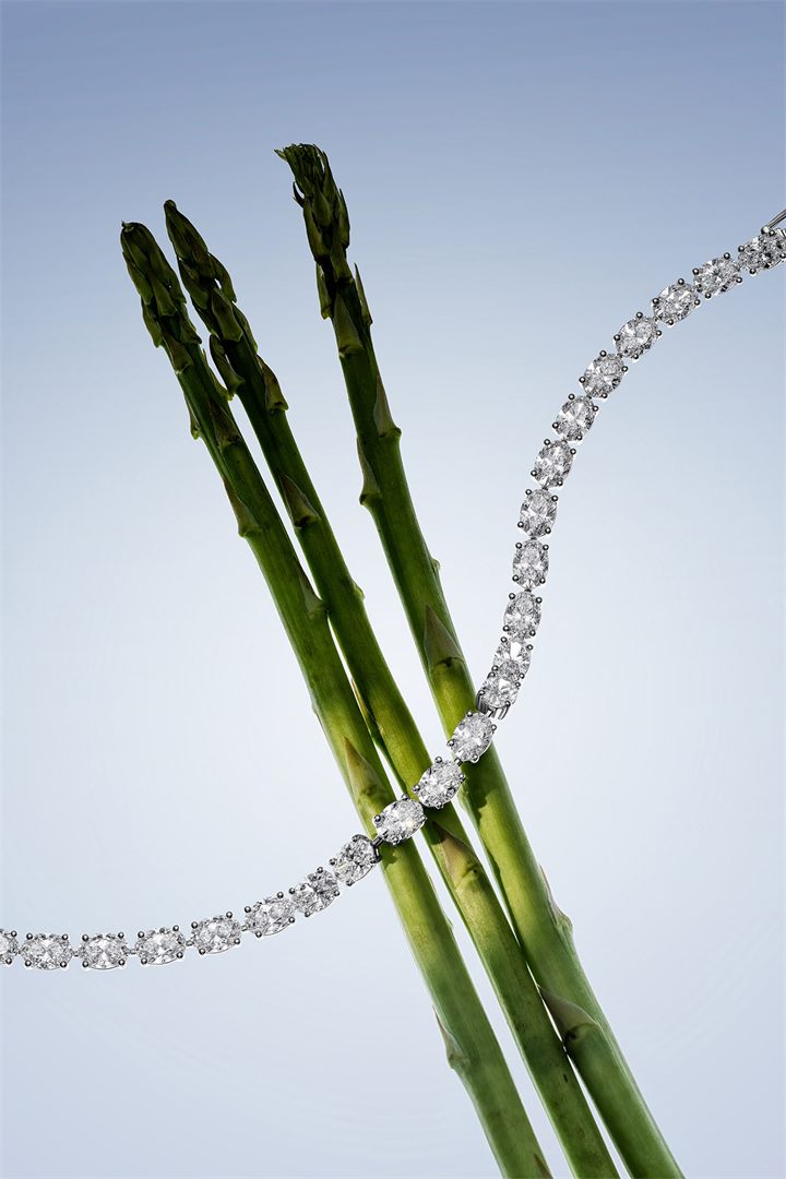 Fine jewellery photography by Moataz Hachem, Dubai