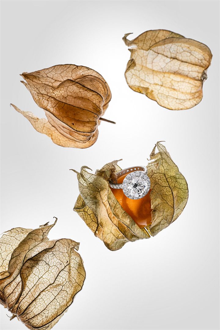 Fine jewellery photography by Moataz Hachem, Dubai