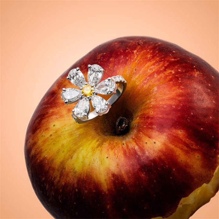 Fine jewellery photography by Moataz Hachem, Dubai