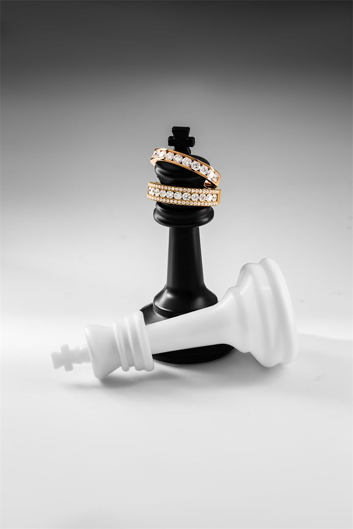 Fine jewellery photography by Moataz Hachem, Dubai