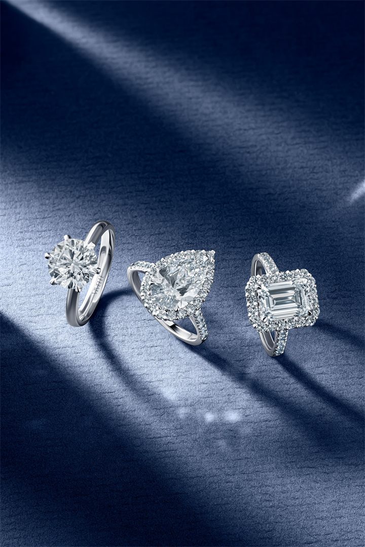 Fine jewellery photography by Moataz Hachem, Dubai
