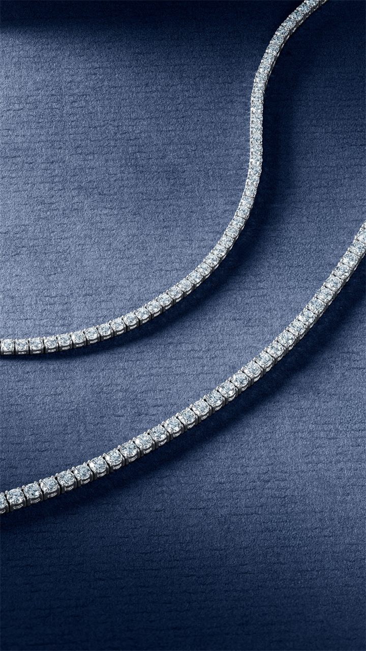 Fine jewellery photography by Moataz Hachem, Dubai