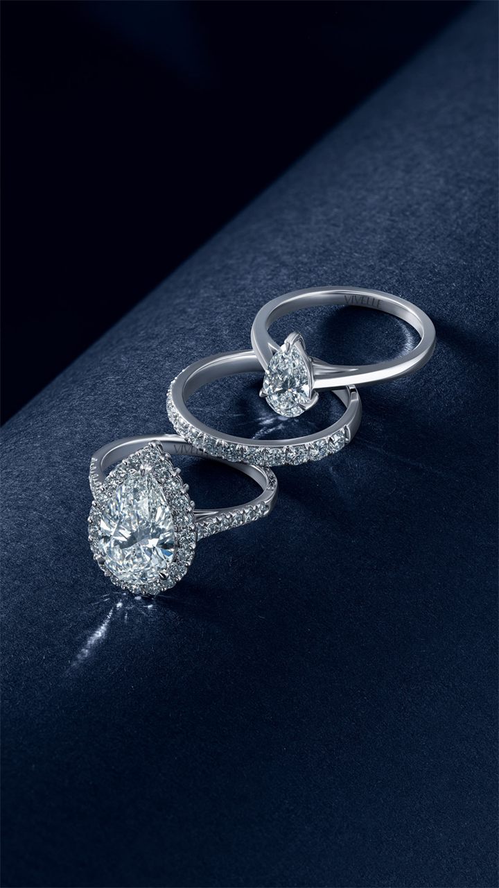 Fine jewellery photography by Moataz Hachem, Dubai