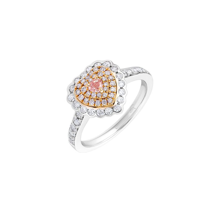 Fine jewellery photography by Moataz Hachem, Dubai