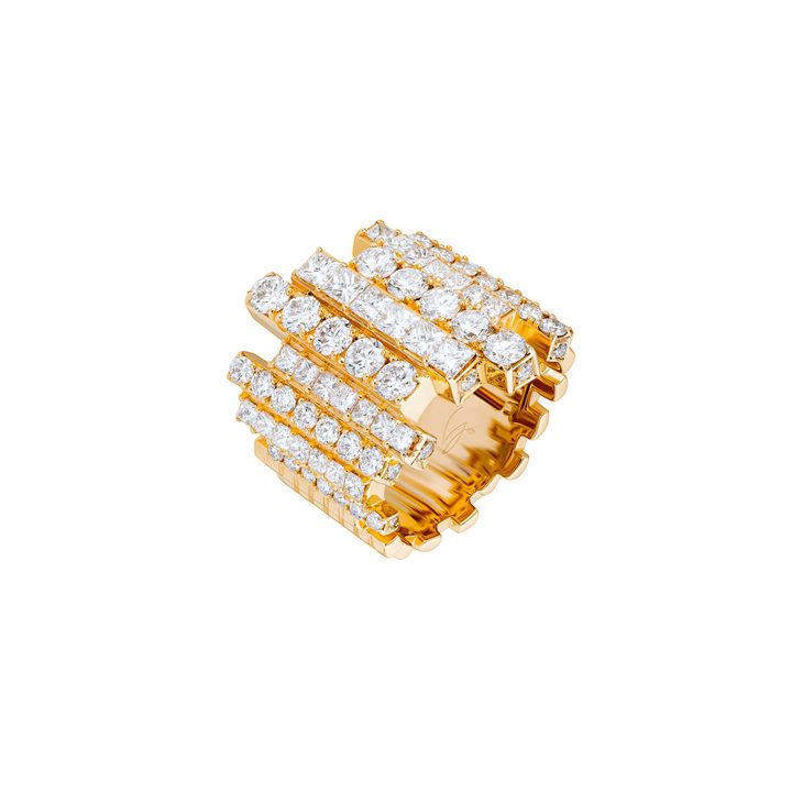 Fine jewellery photography by Moataz Hachem, Dubai