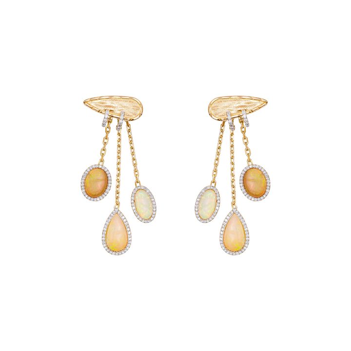 Fine jewellery photography by Moataz Hachem, Dubai