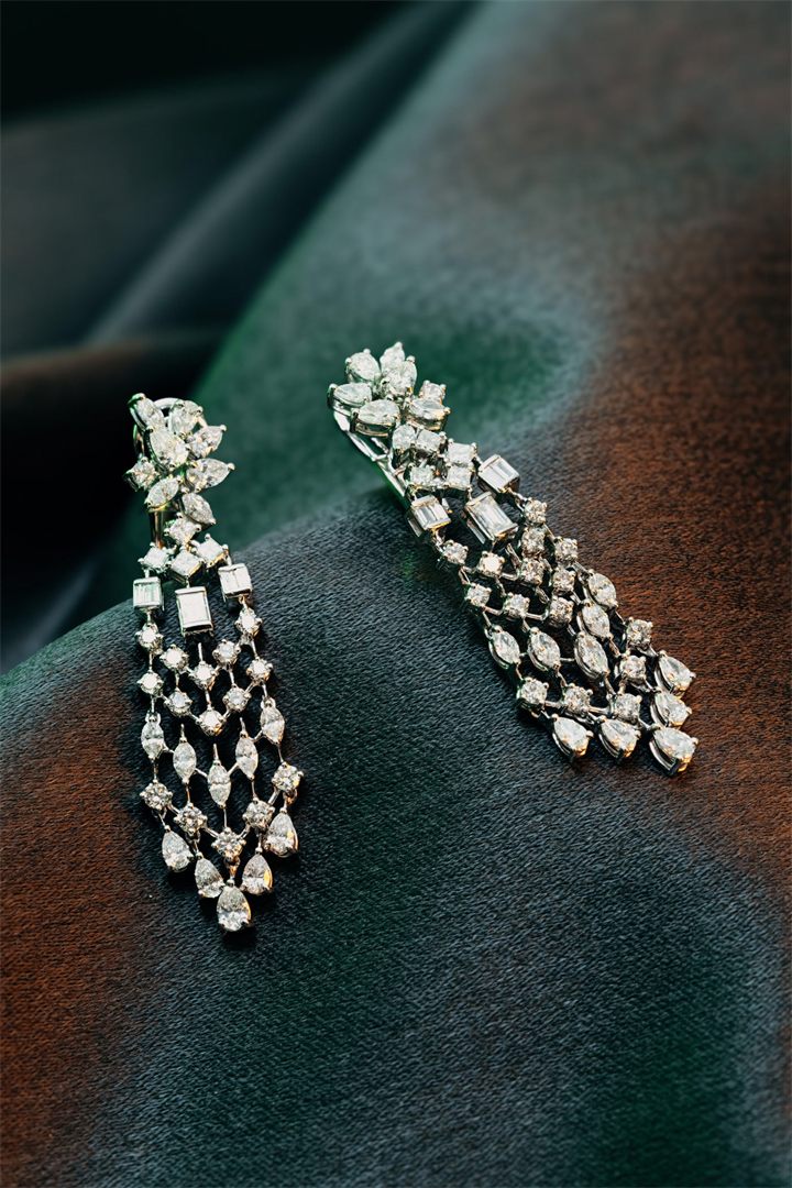 Fine jewellery photography by Moataz Hachem, Dubai