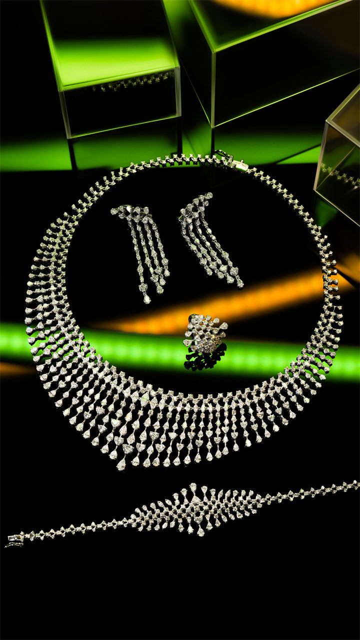 Fine jewellery photography by Moataz Hachem, Dubai
