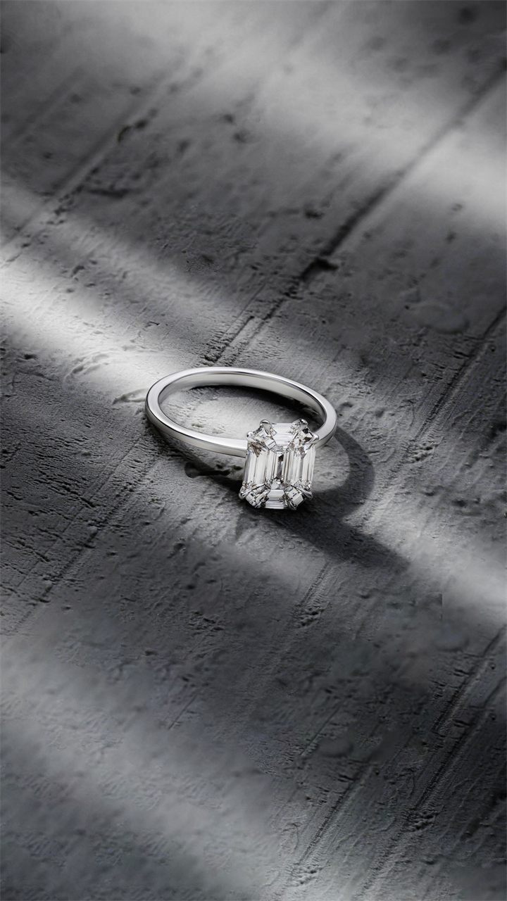 Fine jewellery photography by Moataz Hachem, Dubai