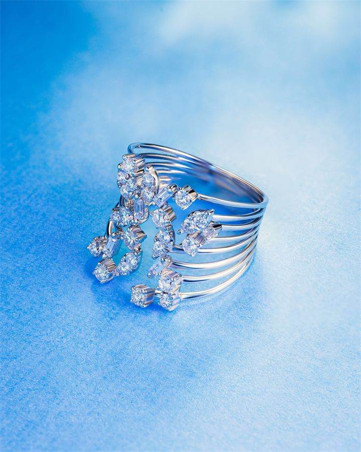 Fine jewellery photography by Moataz Hachem, Dubai