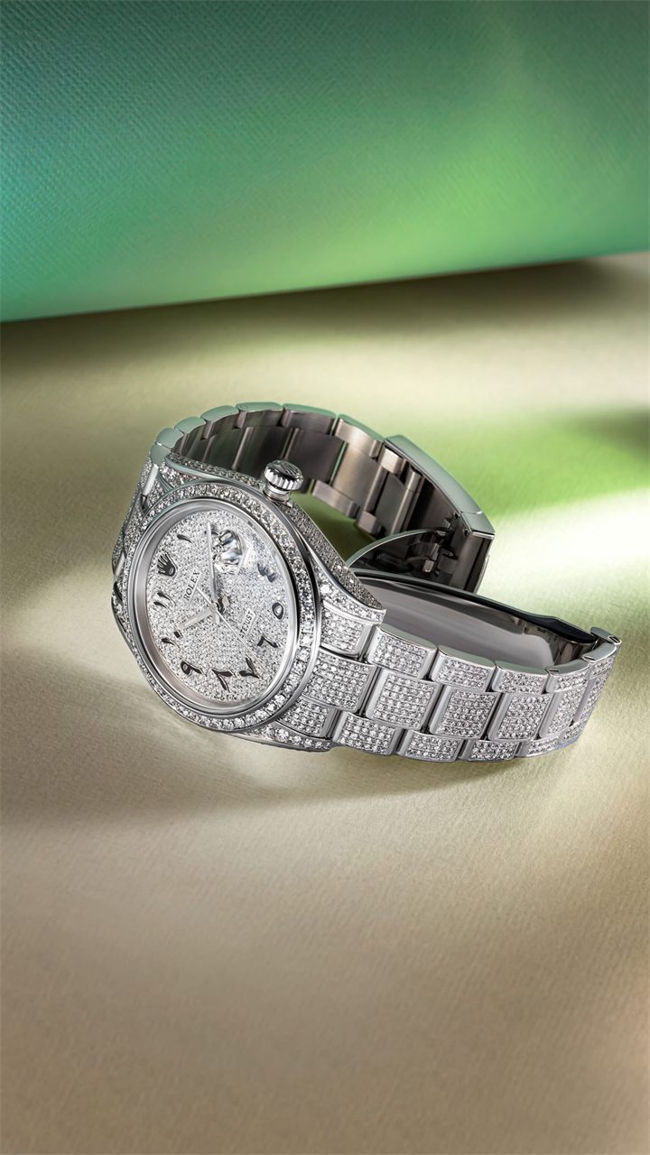 Fine jewellery photography by Moataz Hachem, Dubai