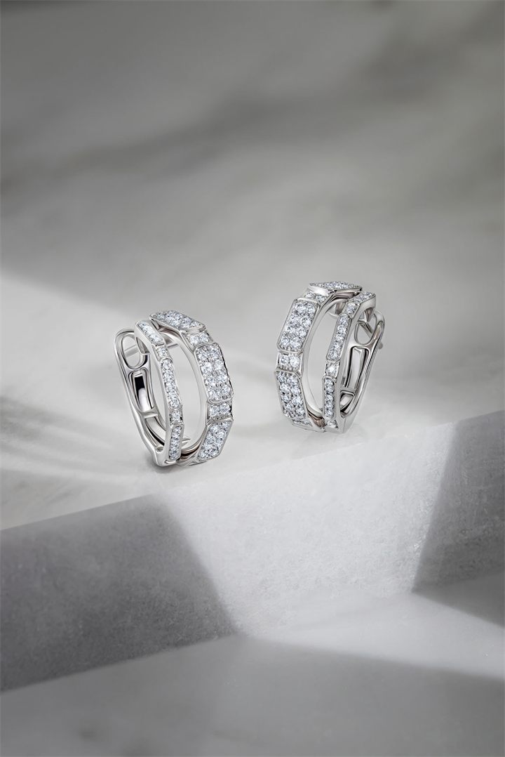 Fine jewellery photography by Moataz Hachem, Dubai