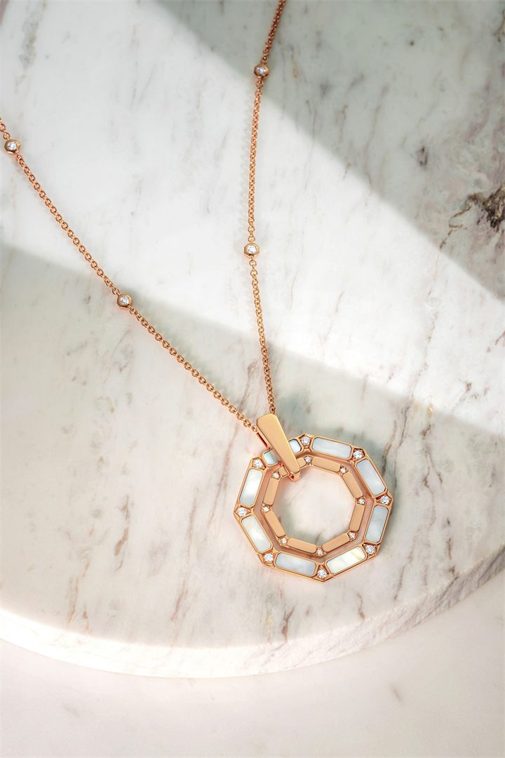 Fine jewellery photography by Moataz Hachem, Dubai