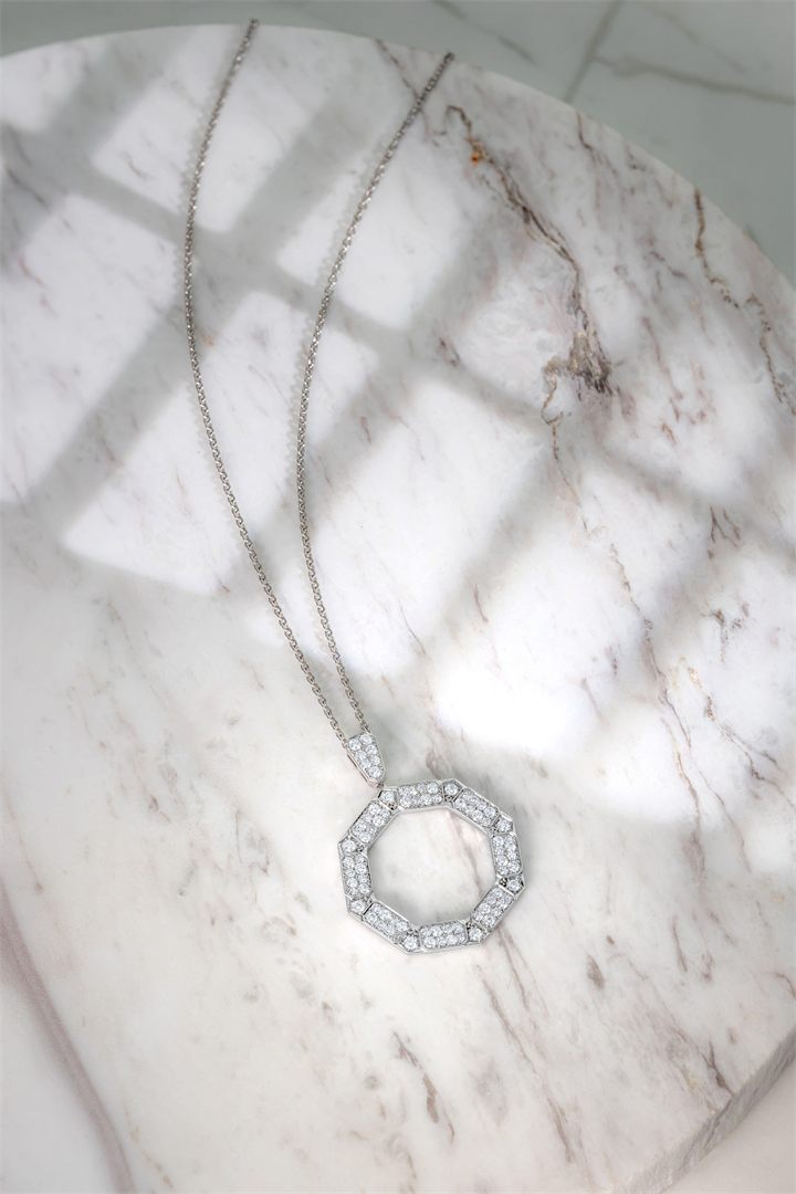 Fine jewellery photography by Moataz Hachem, Dubai