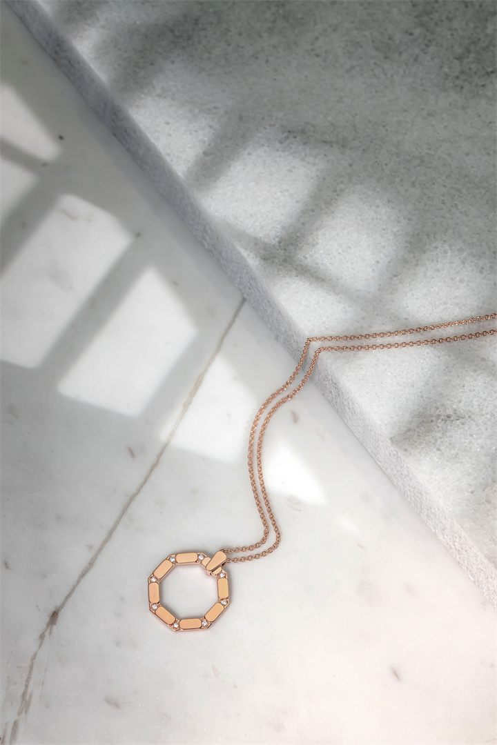 Fine jewellery photography by Moataz Hachem, Dubai