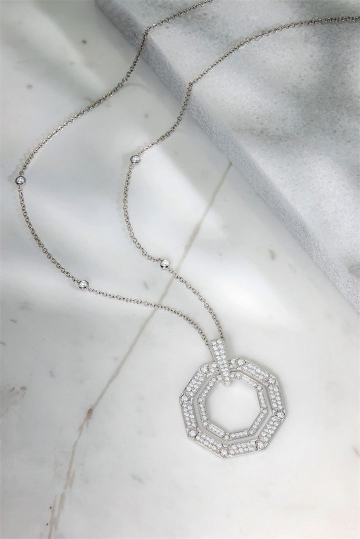 Fine jewellery photography by Moataz Hachem, Dubai