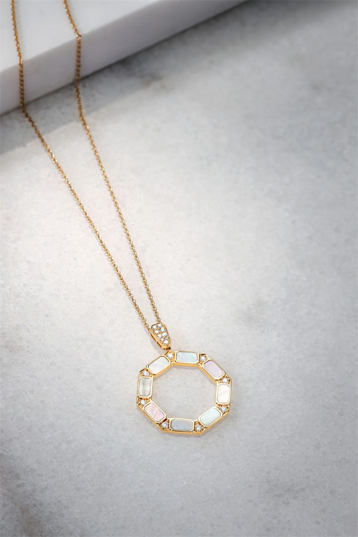 Fine jewellery photography by Moataz Hachem, Dubai