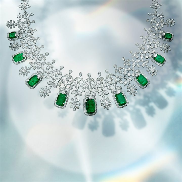 Fine jewellery photography by Moataz Hachem, Dubai