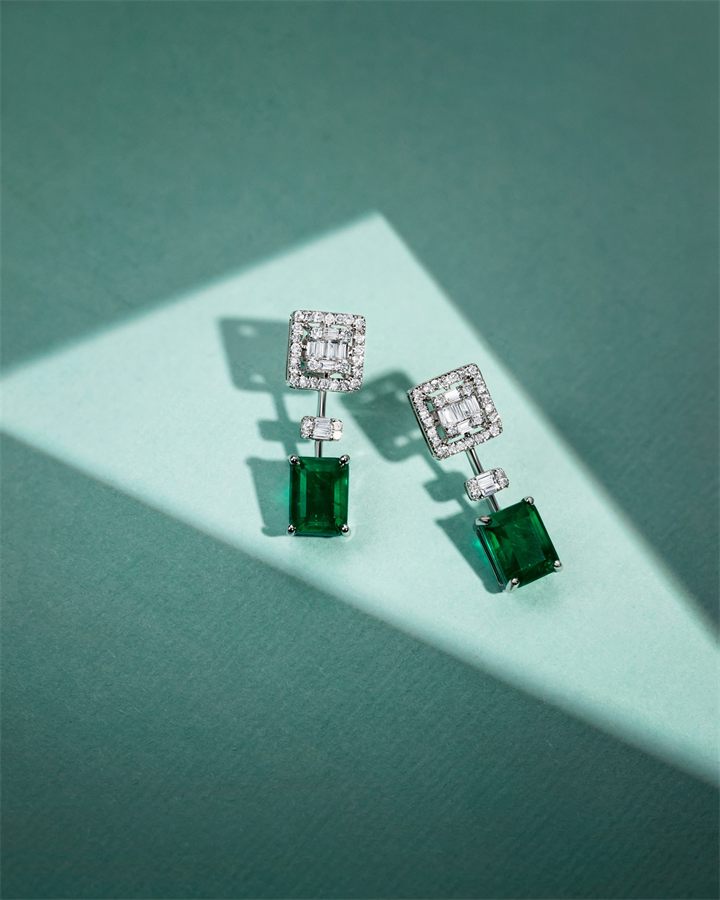 Fine jewellery photography by Moataz Hachem, Dubai