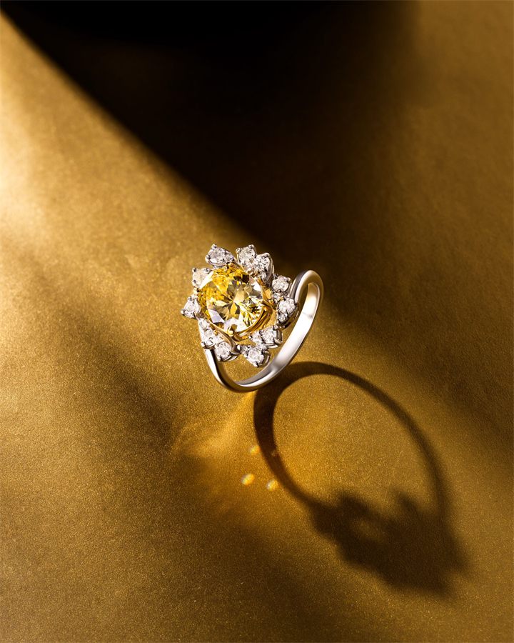 Fine jewellery photography by Moataz Hachem, Dubai