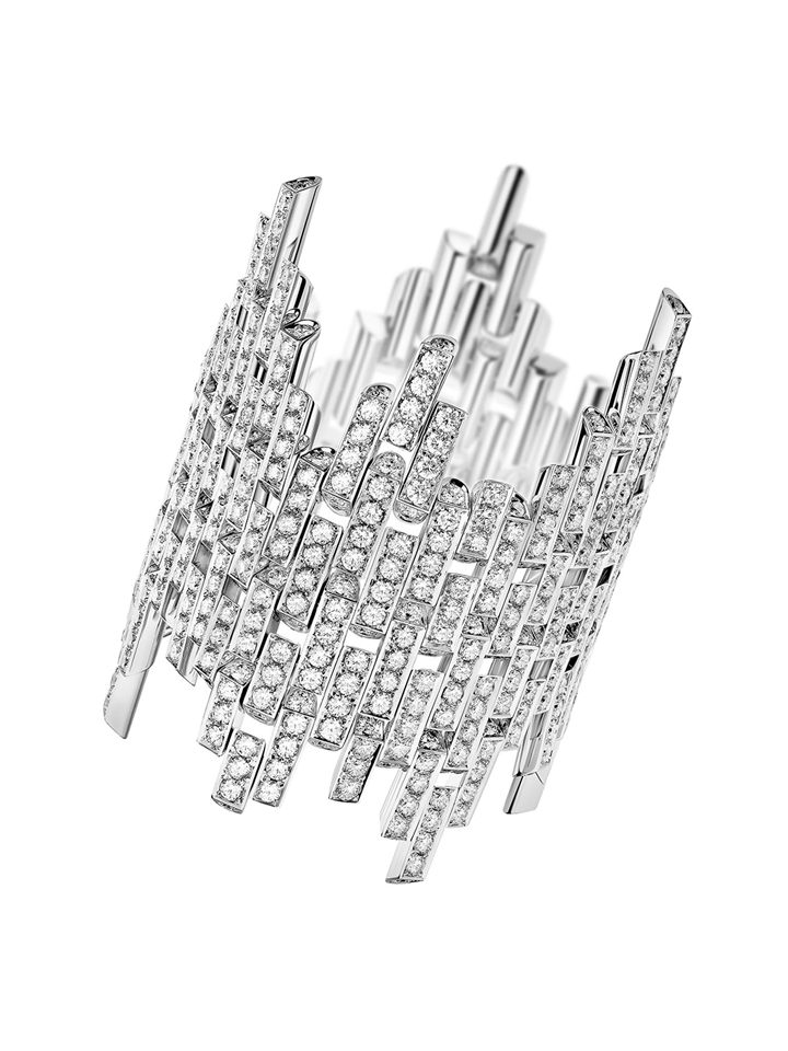 Fine jewellery photography by Moataz Hachem, Dubai
