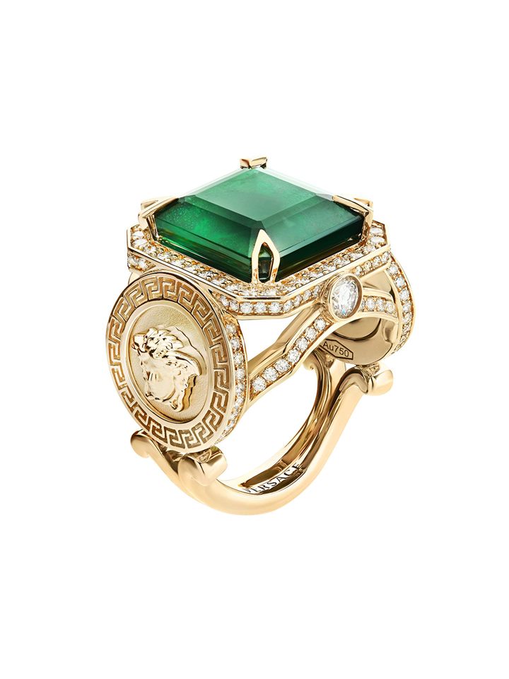 Fine jewellery photography by Moataz Hachem, Dubai