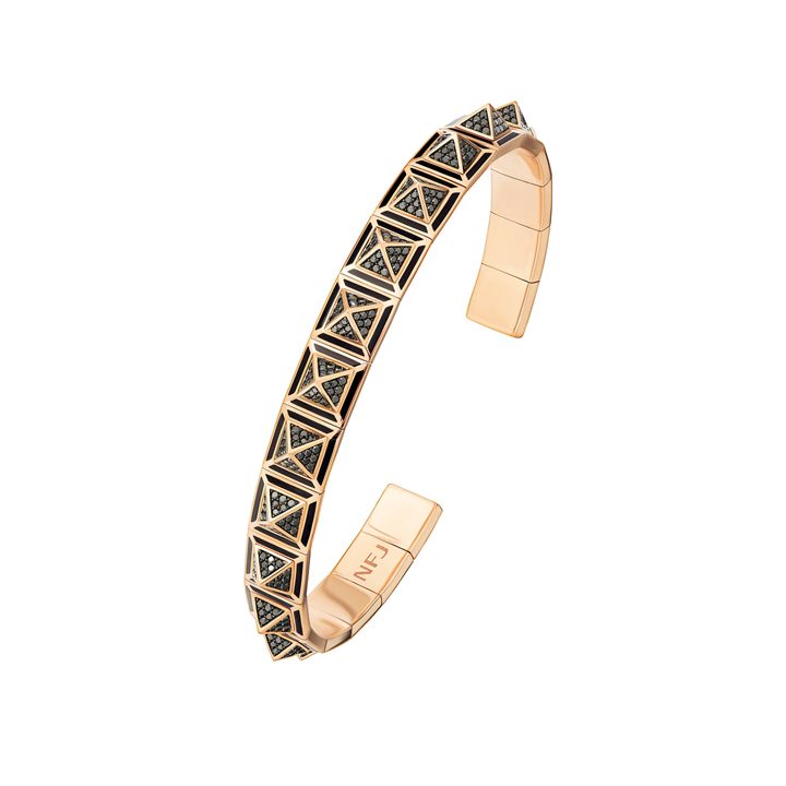 Fine jewellery photography by Moataz Hachem, Dubai