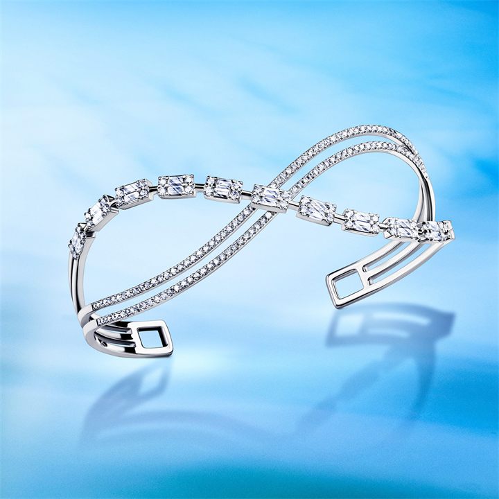 Fine jewellery photography by Moataz Hachem, Dubai