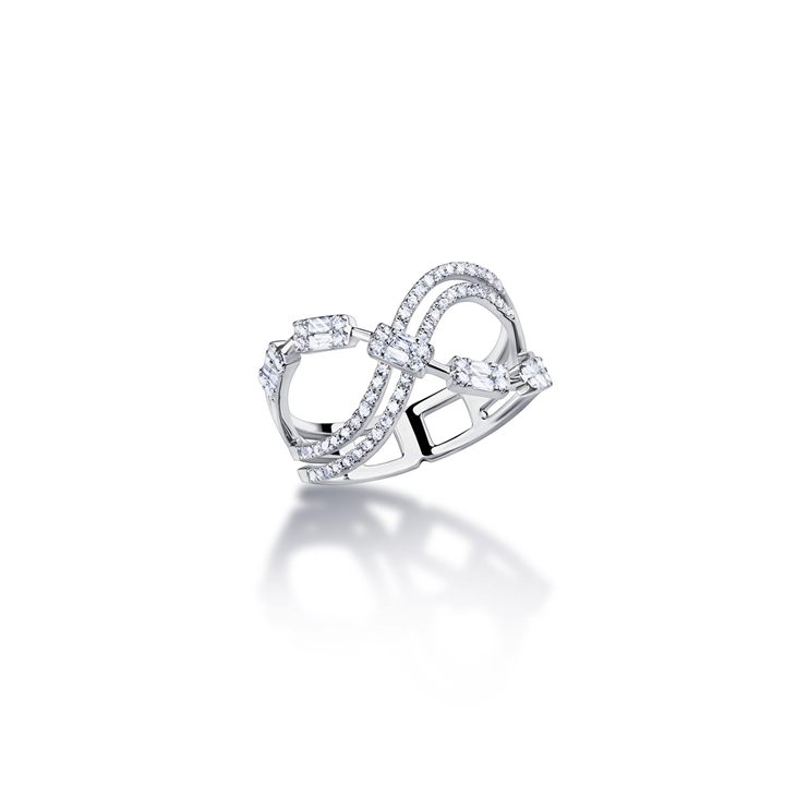 Fine jewellery photography by Moataz Hachem, Dubai