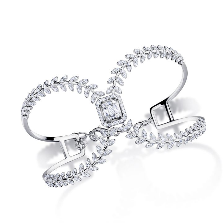 Fine jewellery photography by Moataz Hachem, Dubai