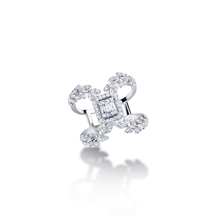 Fine jewellery photography by Moataz Hachem, Dubai