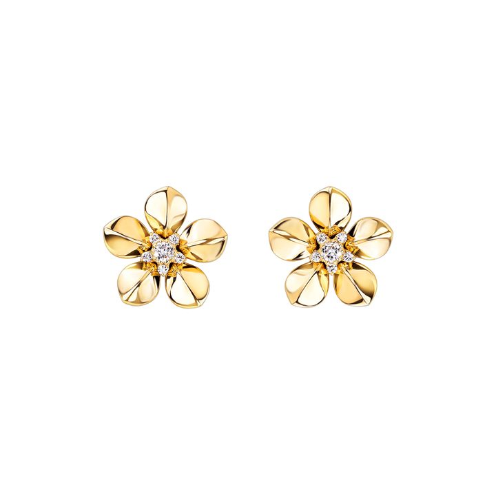 Fine jewellery photography by Moataz Hachem, Dubai