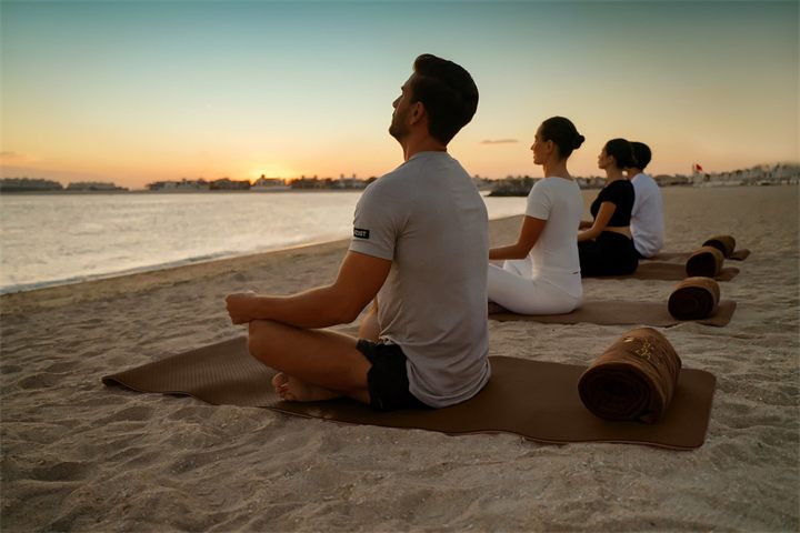 People and lifestyle photography in Dubai by Moataz Hachem
