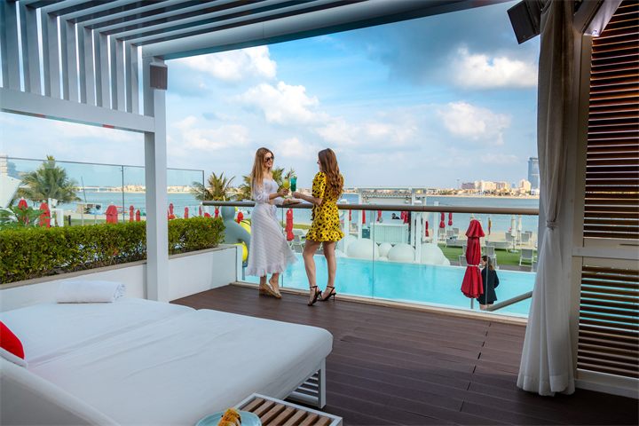 People and lifestyle photography in Dubai by Moataz Hachem