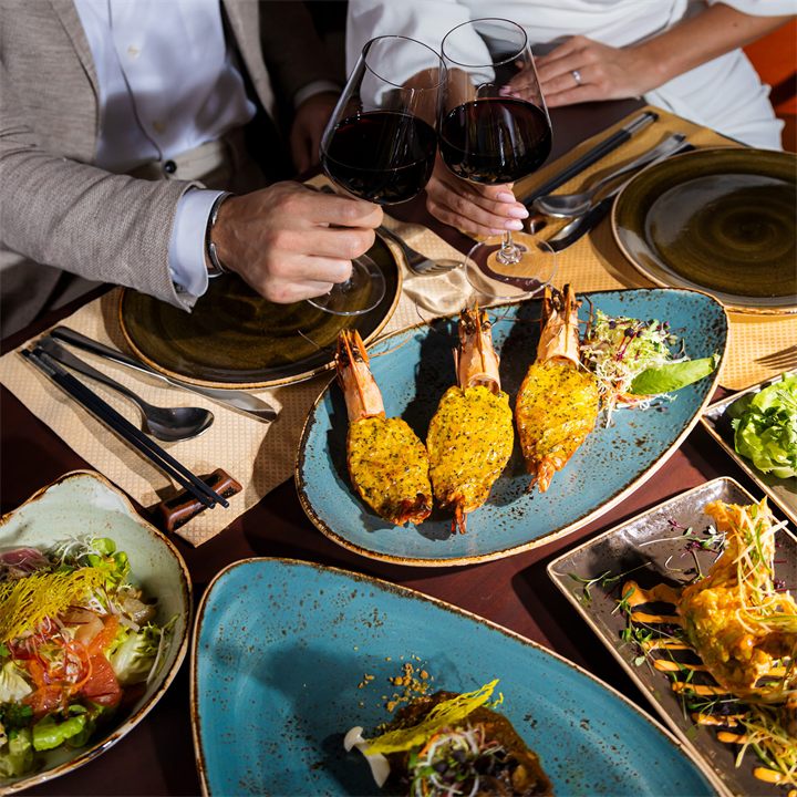 People and lifestyle photography in Dubai by Moataz Hachem
